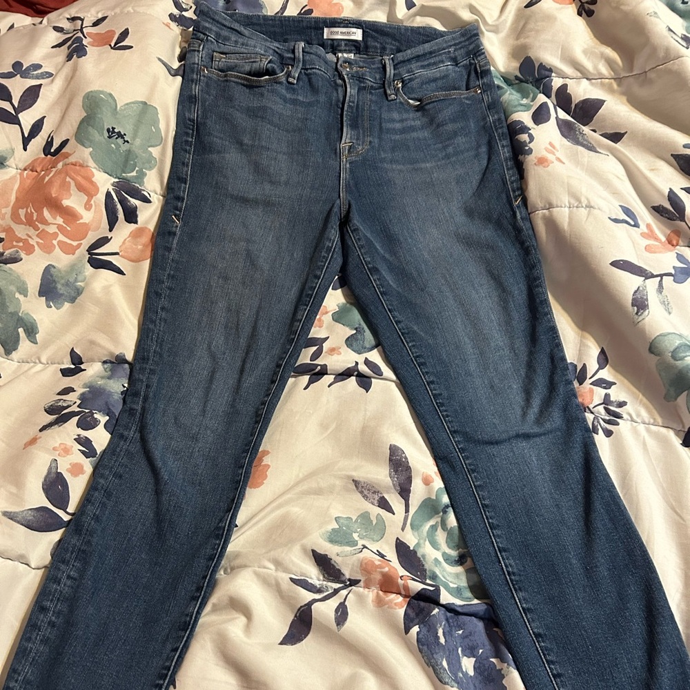 Women’s Good American jeans size 8 very good condtion